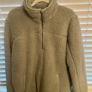 Abercrombie&Fitch Half Zip!